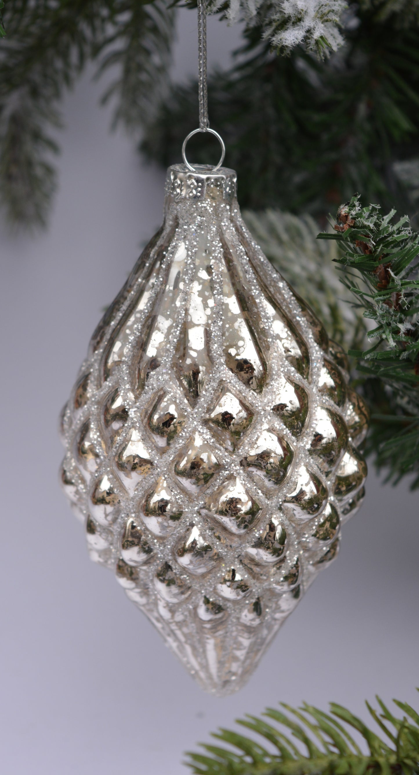 Julekule glassdråpe rutet