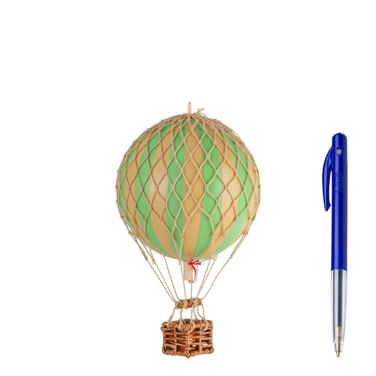 Floating The Skies, True Green