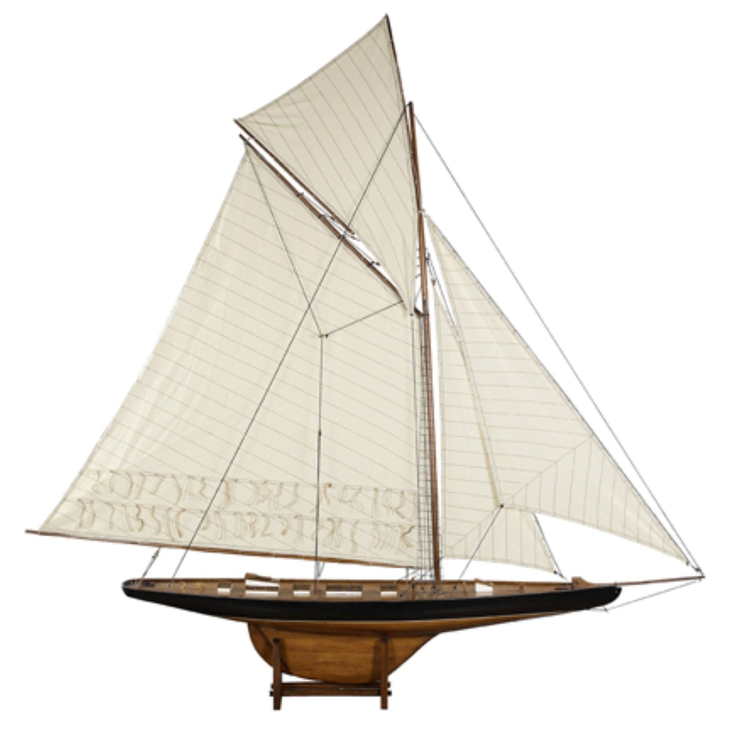 Americas Cup Columbia, Large